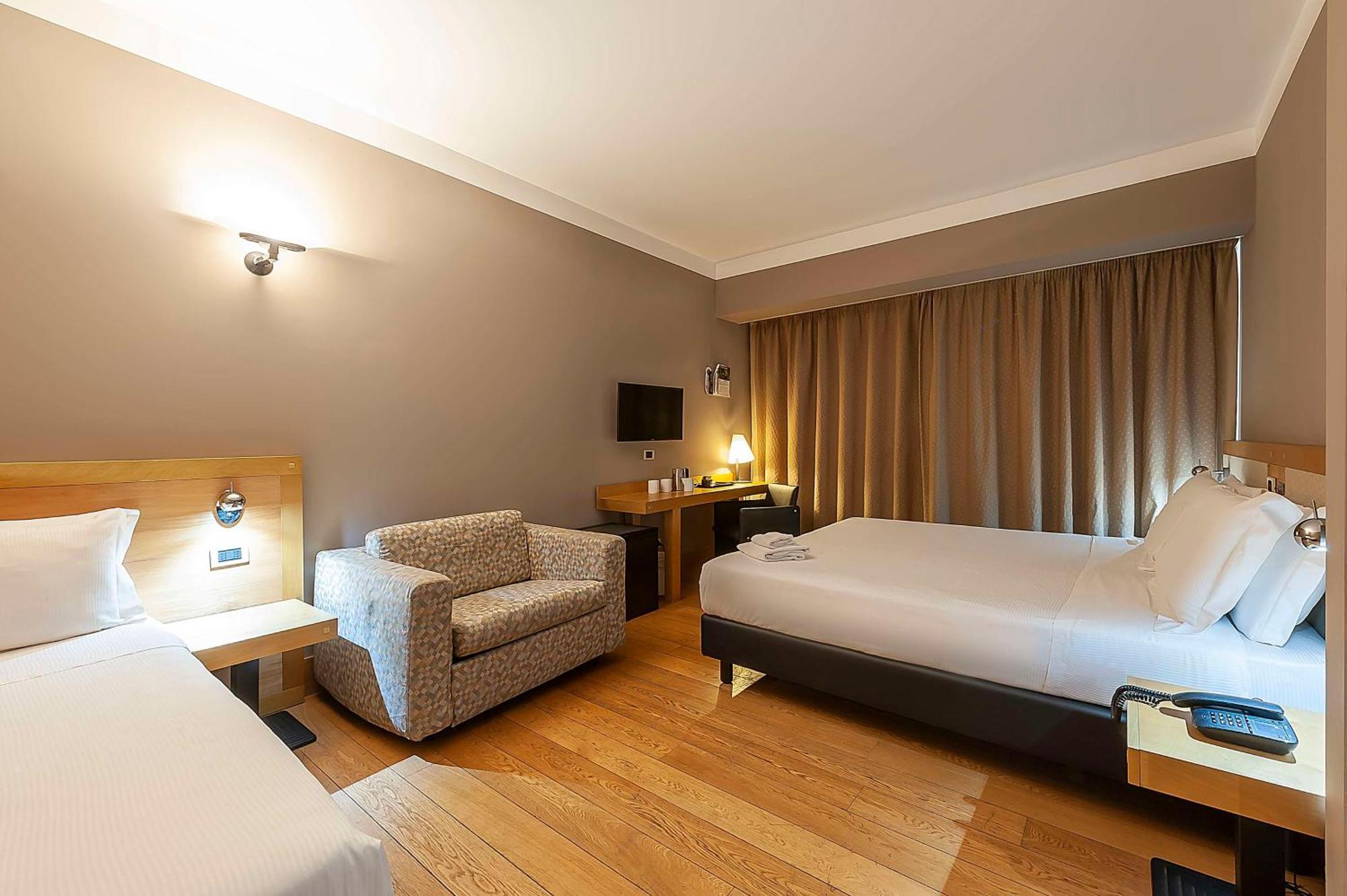 Hotel Western Quattrotorri 4*